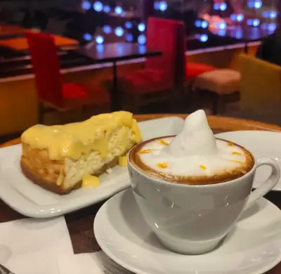 Cafe Rezine fotoğraf 6 - İzmir Mekan Rehberi