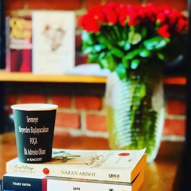 Caffe Sacco - İzmir Mekan Rehberi