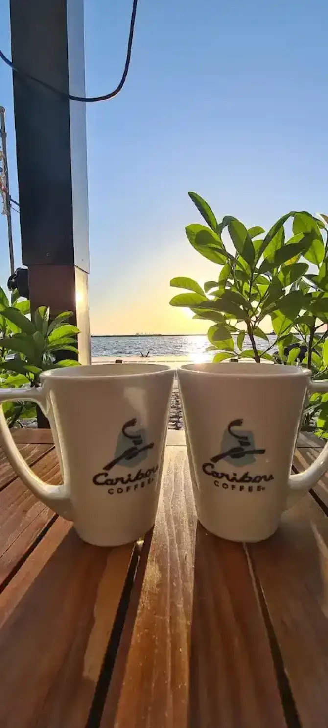 Caribou Coffee Konak - İzmir Mekan Rehberi