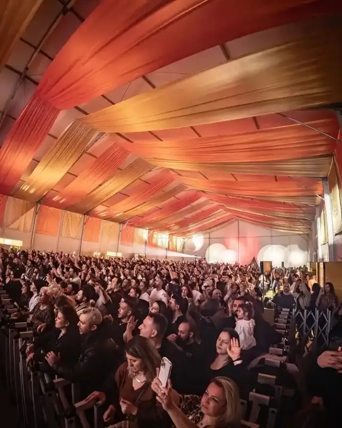 Carnival Venue Hiltown - İzmir Mekan Rehberi