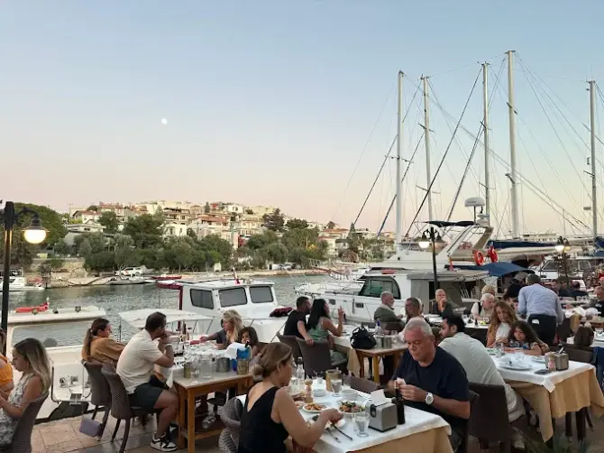 Cevat'ın Yeri - İzmir Mekan Rehberi
