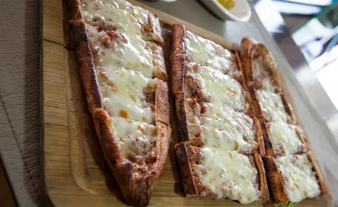 Chef Alin - İzmir Mekan Rehberi