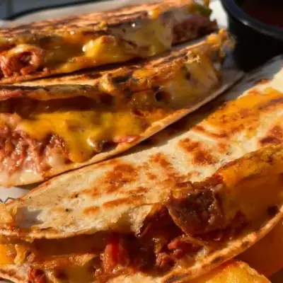 Chop Barbeque Güzelbahçe  fotoğraf 3 - İzmir Mekan Rehberi