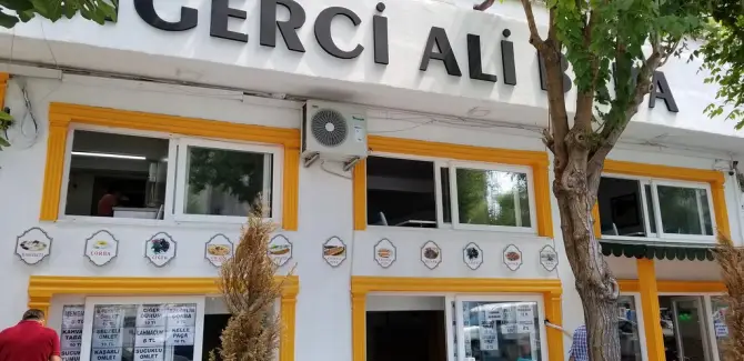  Ciğerci Ali Baba - İzmir Mekan Rehberi