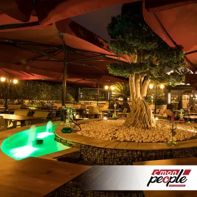 Cmon People Cafe & Restaurant fotoğraf 2 - İzmir Mekan Rehberi