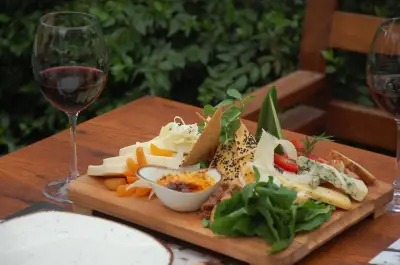 Cmon People Cafe & Restaurant fotoğraf 3 - İzmir Mekan Rehberi