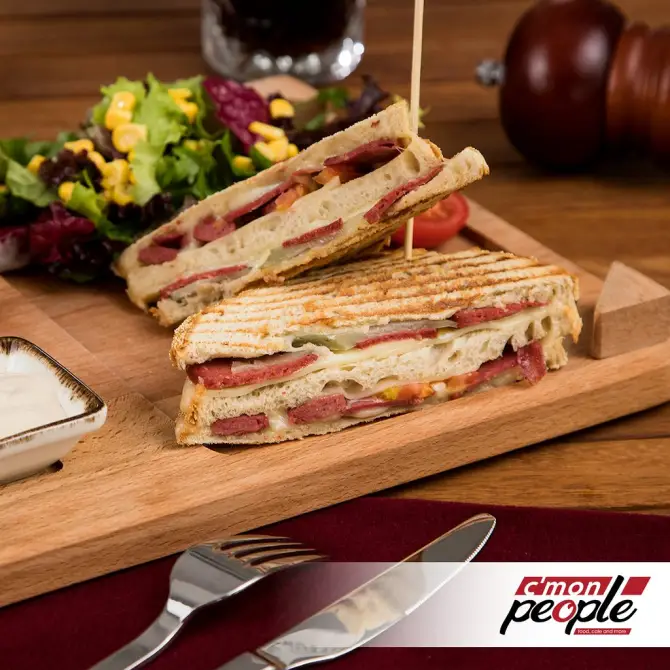 Cmon People Cafe & Restaurant - İzmir Mekan Rehberi