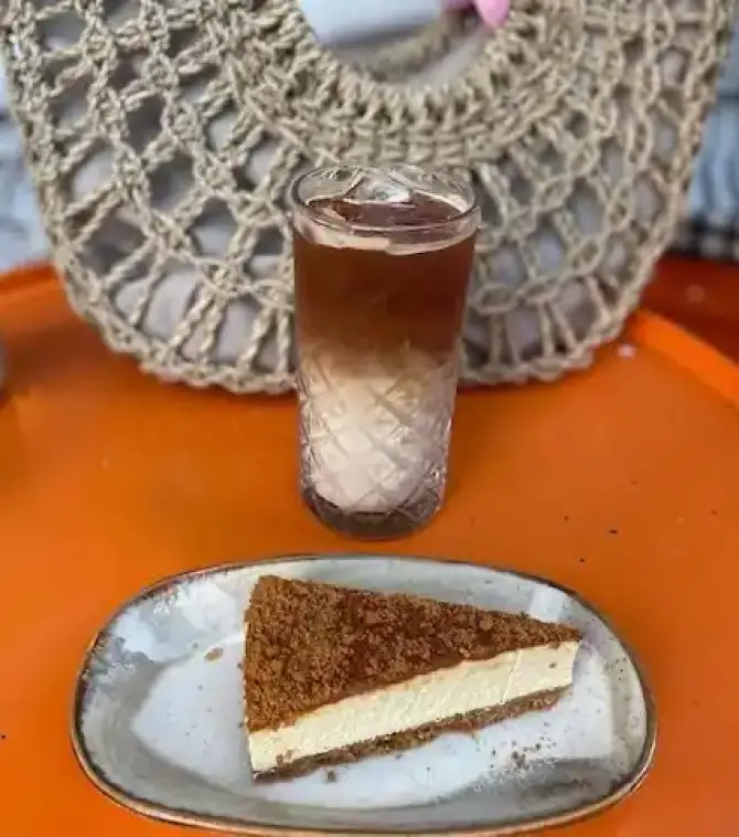 Comolokko Buca - İzmir Mekan Rehberi
