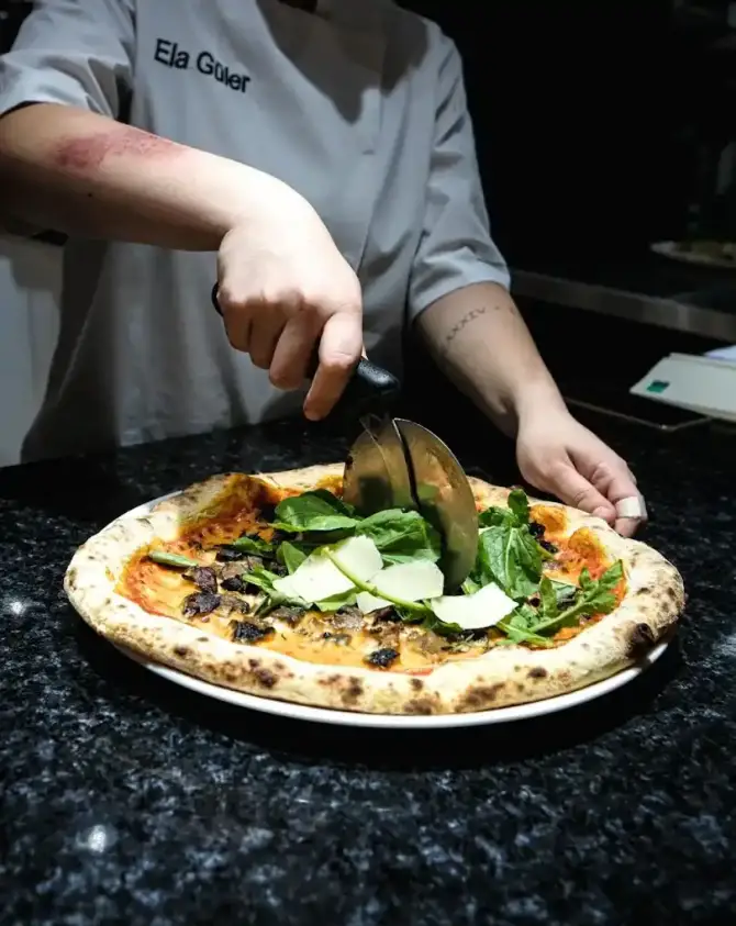 Cucina Maestra Bostanlı - İzmir Mekan Rehberi