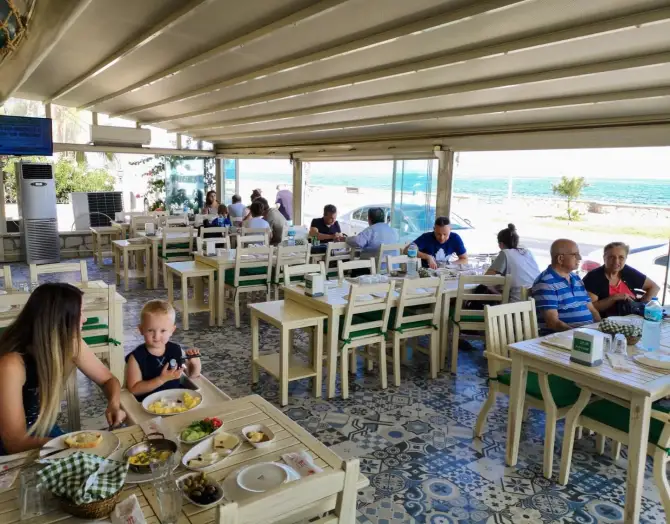 Dede Ova Güzelbahçe - İzmir Mekan Rehberi