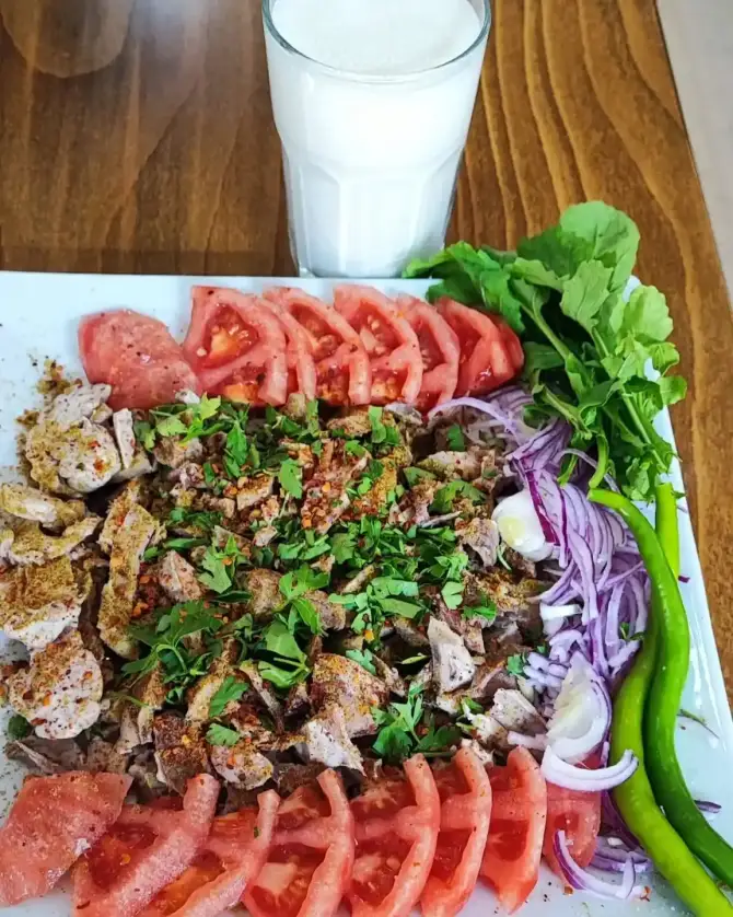 Değer Söğüş Konak - İzmir Mekan Rehberi