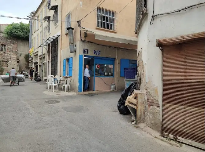 Ödemiş Köfte Ali'nin Yeri - İzmir Mekan Rehberi
