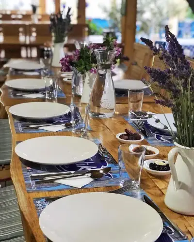 Alaçatı Demlik Kahvaltı&Cafe - İzmir Mekan Rehberi
