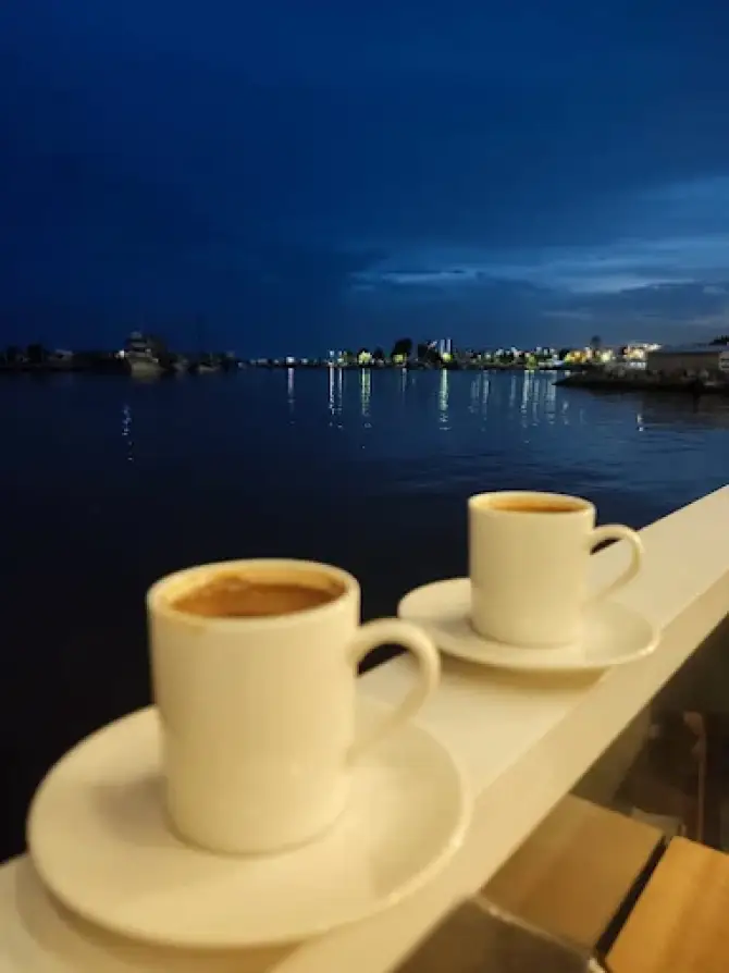 Denizpark Kafe & Restoran Bostanlı - İzmir Mekan Rehberi
