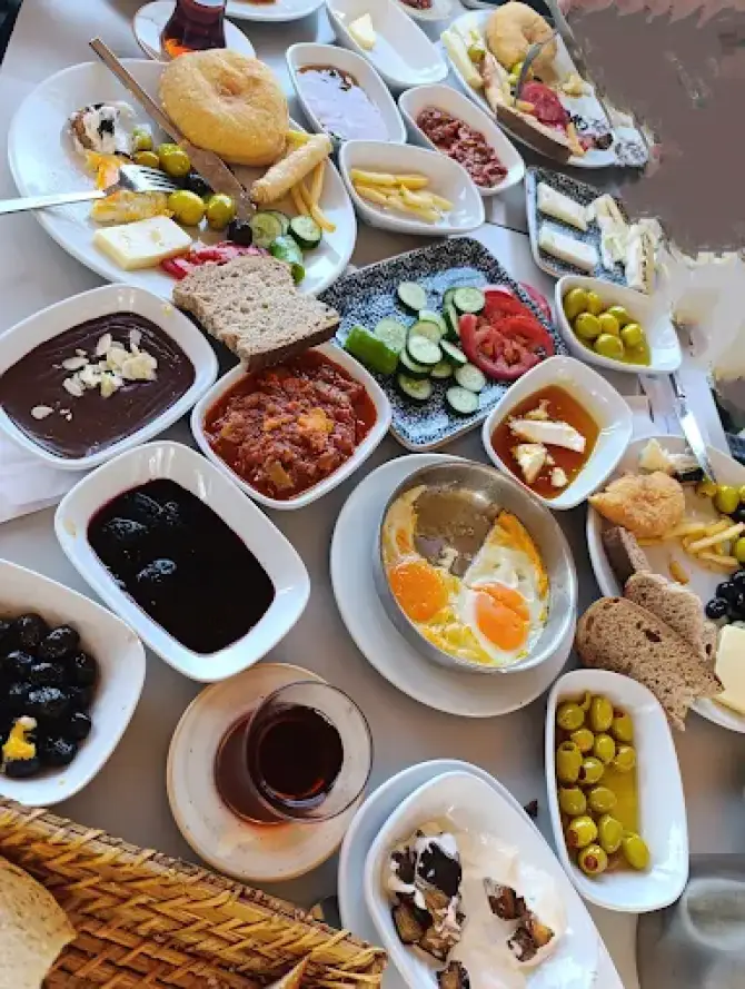 Denizpark Kafe & Restoran Bostanlı - İzmir Mekan Rehberi