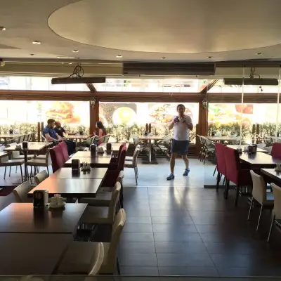 DEREOTU GOURME CAFE & RESTAURANT fotoğraf 2 - İzmir Mekan Rehberi