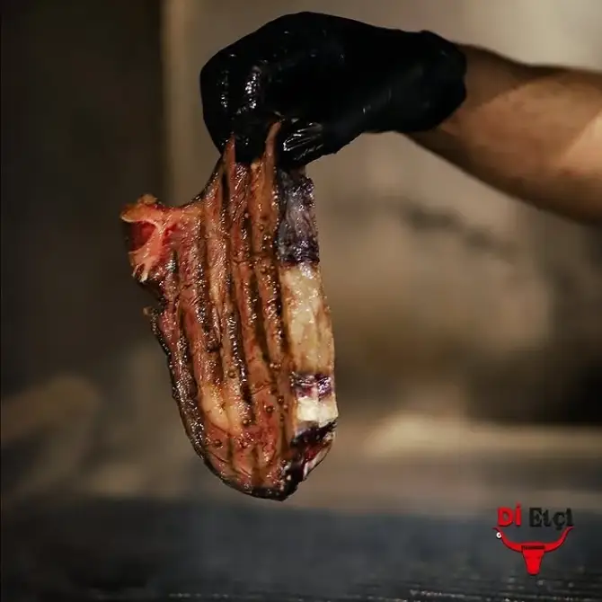 Di Etçi Steakhouse - İzmir Mekan Rehberi