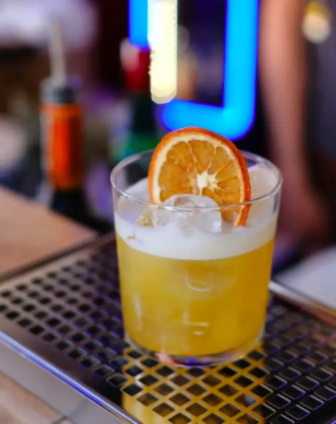 Dirty Five Pub Bornova - İzmir Mekan Rehberi