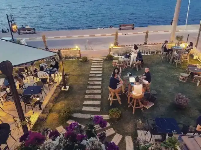 Dokuz Urla Coffee & More - İzmir Mekan Rehberi