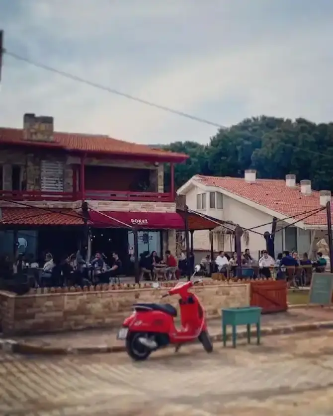 Dokuz Urla Coffee & More - İzmir Mekan Rehberi