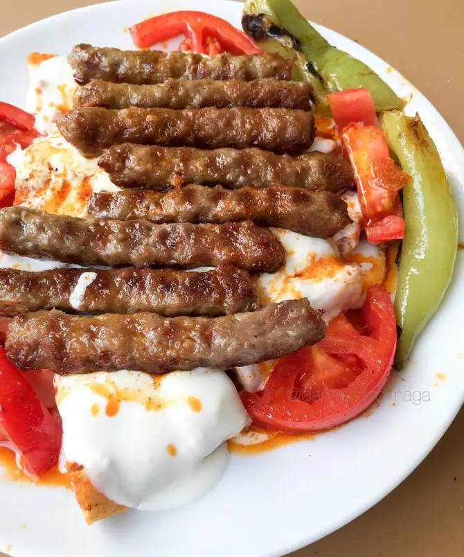 Dostol Kebap - İzmir Mekan Rehberi