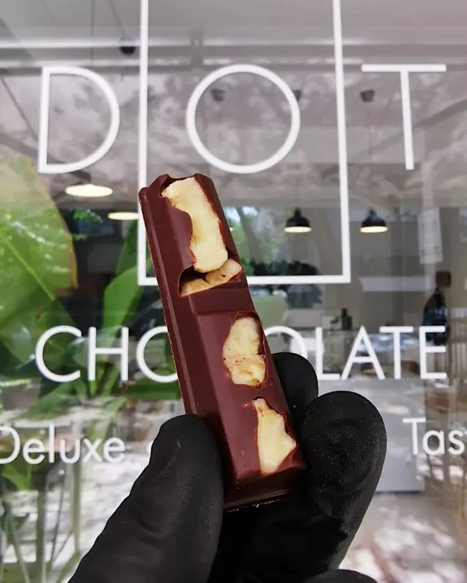 Dot Chocolate - İzmir Mekan Rehberi