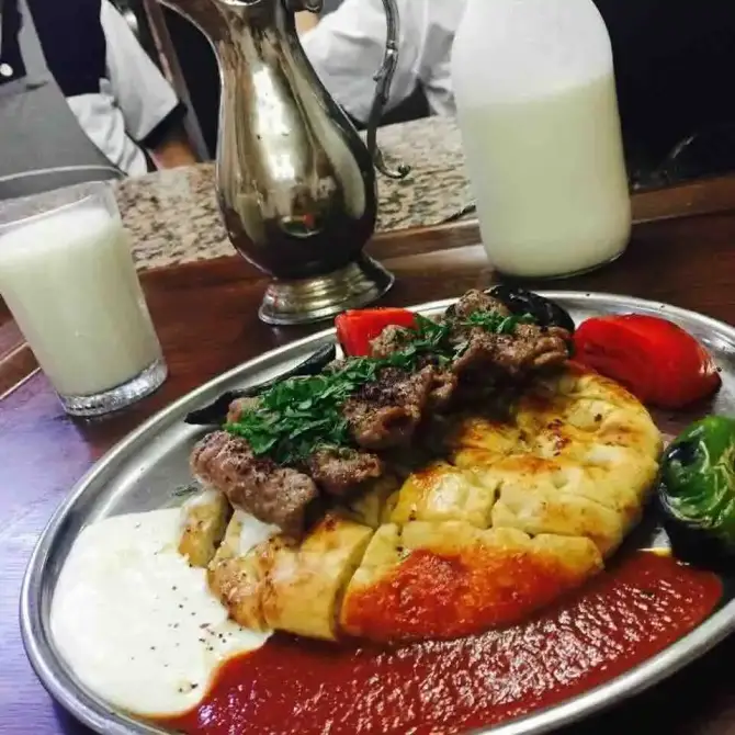 Doyuran Manisa Kebap - İzmir Mekan Rehberi