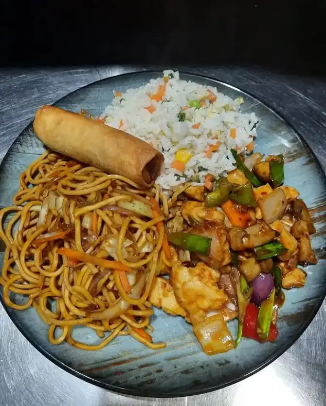 Dragon Town Chinese Restaurant Balçova - İzmir Mekan Rehberi