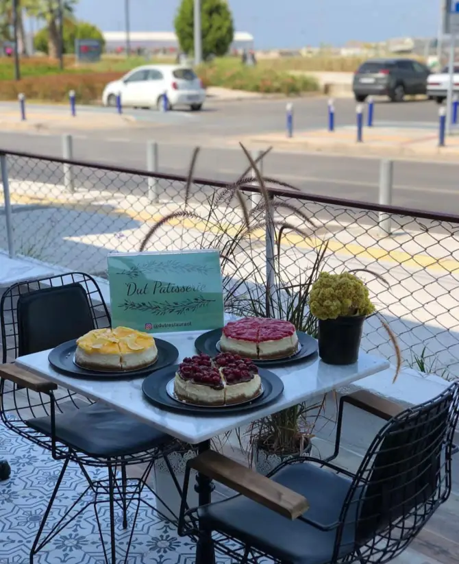 Dut Cafe Restaurant - İzmir Mekan Rehberi