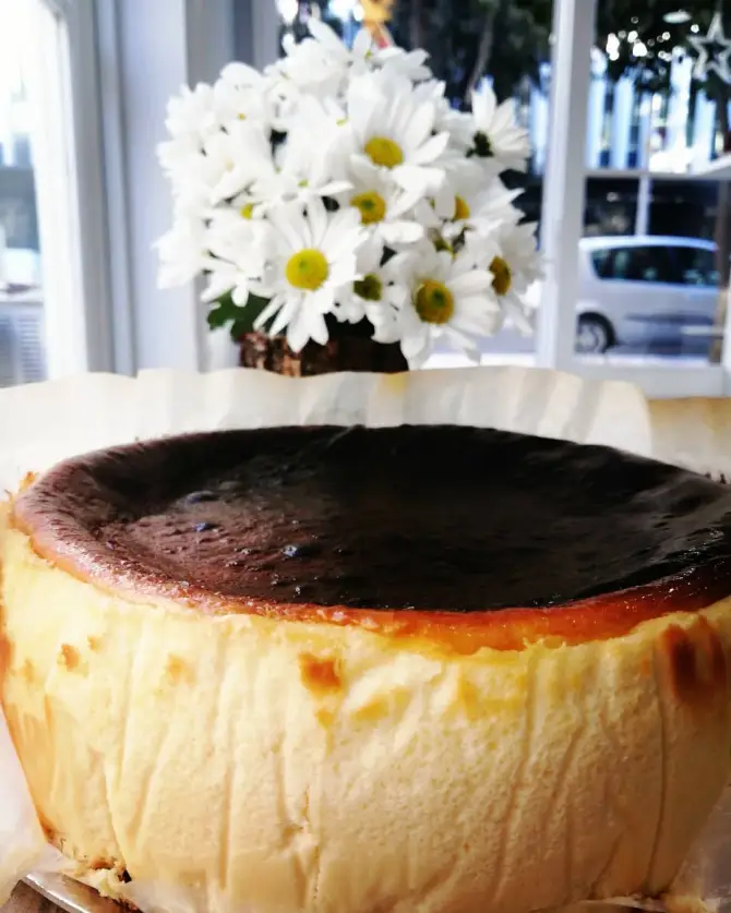 Edda Cakes and Chocolates  - İzmir Mekan Rehberi