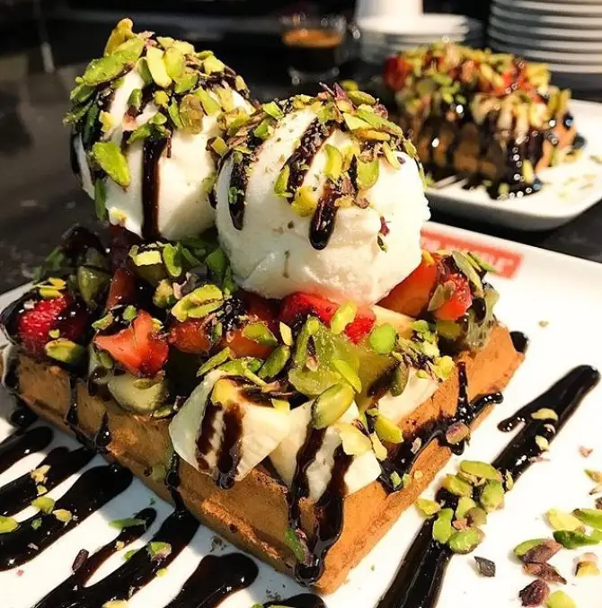 Edem Çıtır Waffle Gaziemir - İzmir Mekan Rehberi