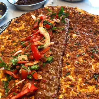 Emektar Kebap fotoğraf 2 - İzmir Mekan Rehberi
