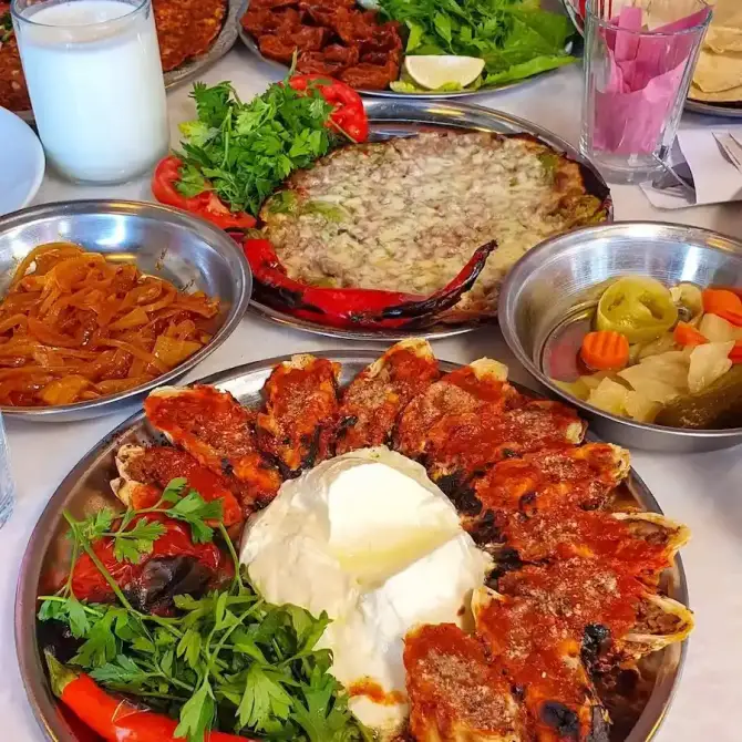 Emektar Kebap - İzmir Mekan Rehberi