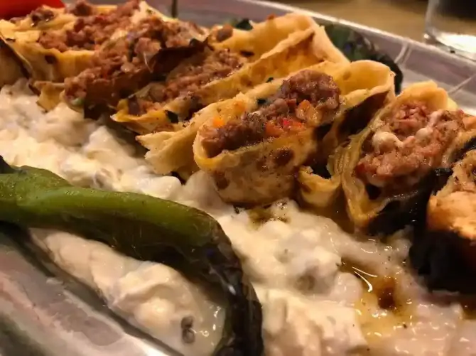 Emektar Kebap - İzmir Mekan Rehberi