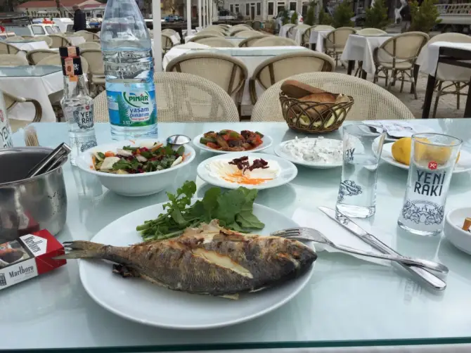 Eray Restaurant - İzmir Mekan Rehberi