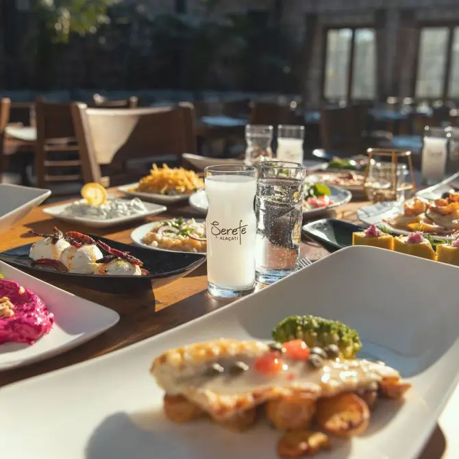 Şerefe Alaçatı - İzmir Mekan Rehberi