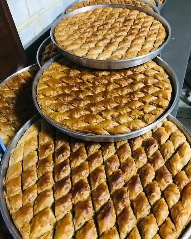 Ezo Ana Mantı Evi - İzmir Mekan Rehberi