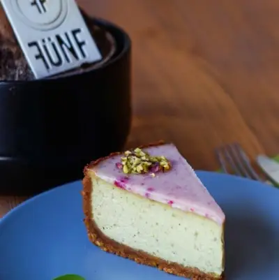 Fünf Coffee  - İzmir Mekan Rehberi