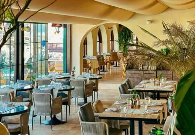 Fabrice Restaurant - Hilltown AVM fotoğraf 2 - İzmir Mekan Rehberi