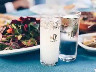 Fahri'nin Yeri Alaçatı fotoğraf 5 - İzmir Mekan Rehberi
