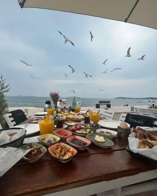 Fermaki  - İzmir Mekan Rehberi
