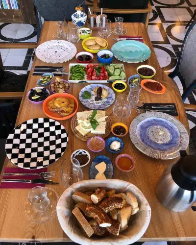 Filozof Kahvaltı fotoğraf 3 - İzmir Mekan Rehberi