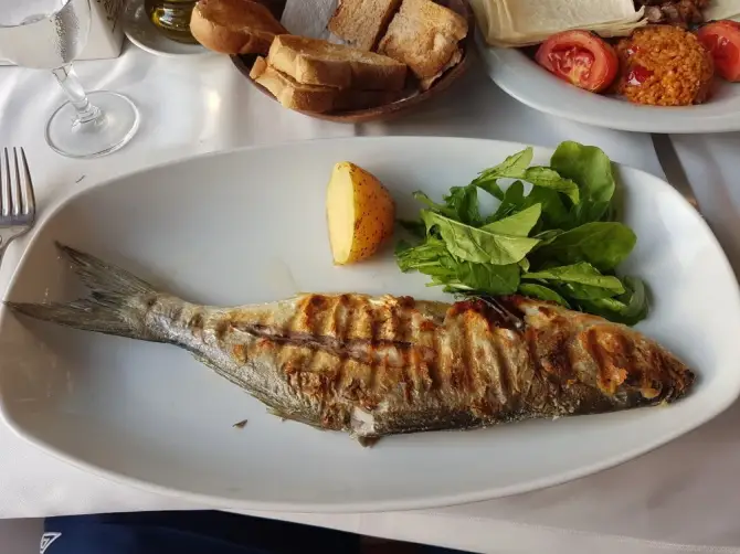 Fish House - İzmir Mekan Rehberi