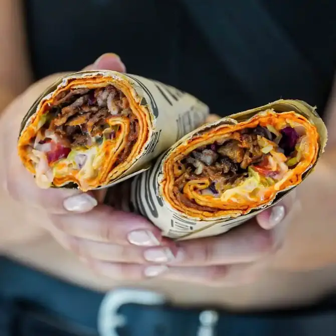 Foood Döner & More  - İzmir Mekan Rehberi