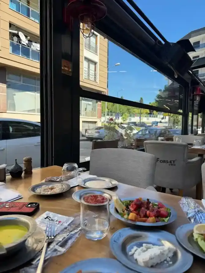 Fors-et Bornova - İzmir Mekan Rehberi