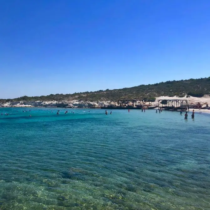 Plage İsolee Beach Alaçatı - İzmir Mekan Rehberi
