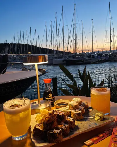 Fuente Restaurant Çeşme Marina fotoğraf 4 - İzmir Mekan Rehberi