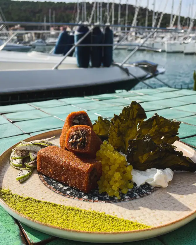 Fuente Restaurant Çeşme Marina - İzmir Mekan Rehberi