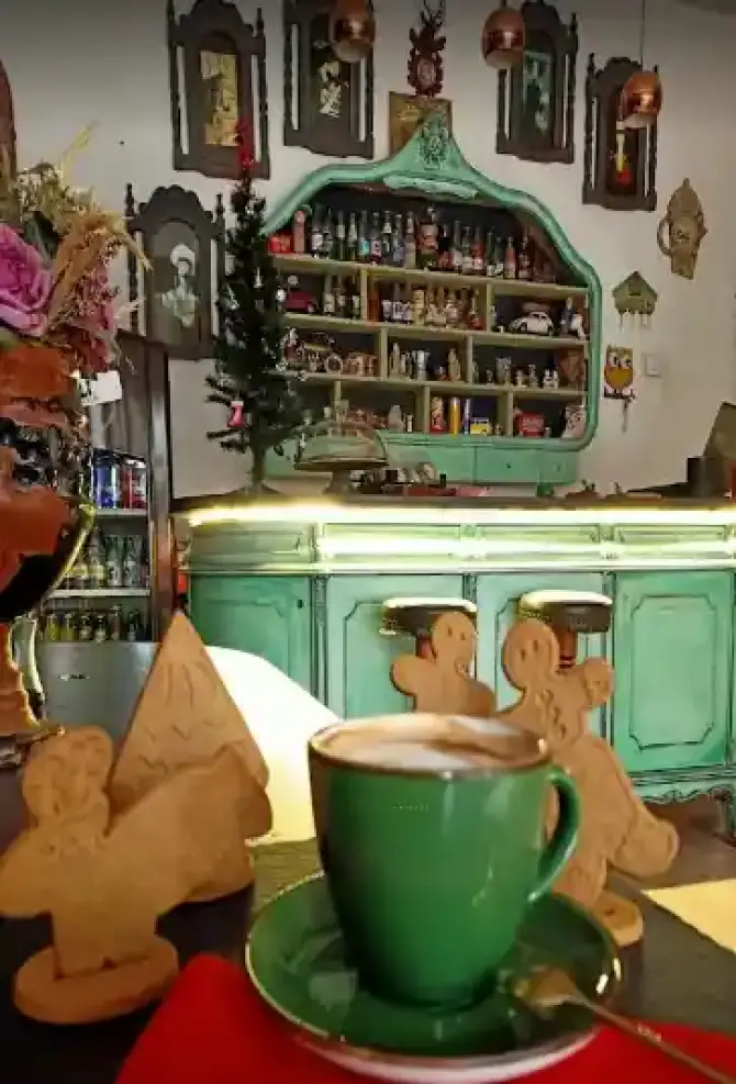 Gali Cafe - İzmir Mekan Rehberi