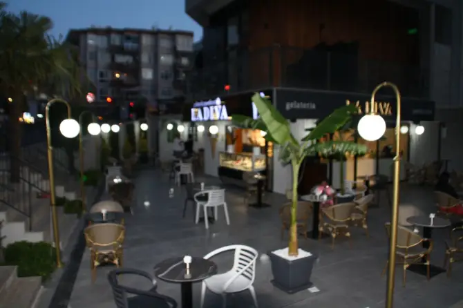 Gelato La Diva Narlıdere - İzmir Mekan Rehberi